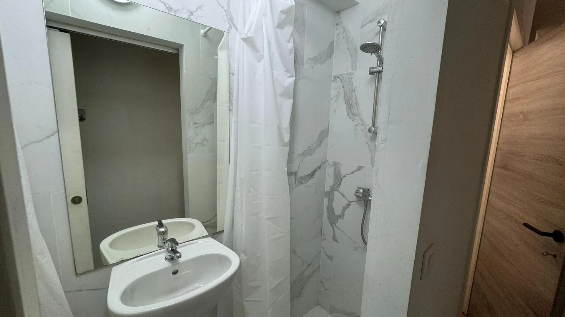 Ideal Apartment For Your Workers Anversa 0*,